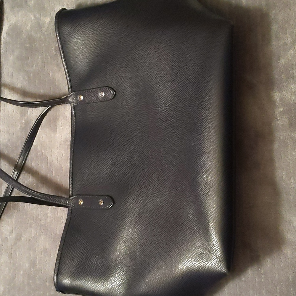 Coach Navy Blue Tote bag with gold hardware - Picture 4 of 13